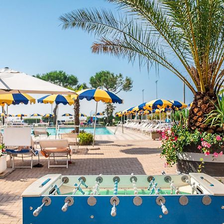 Hotel Bellevue Бибионе Экстерьер фото