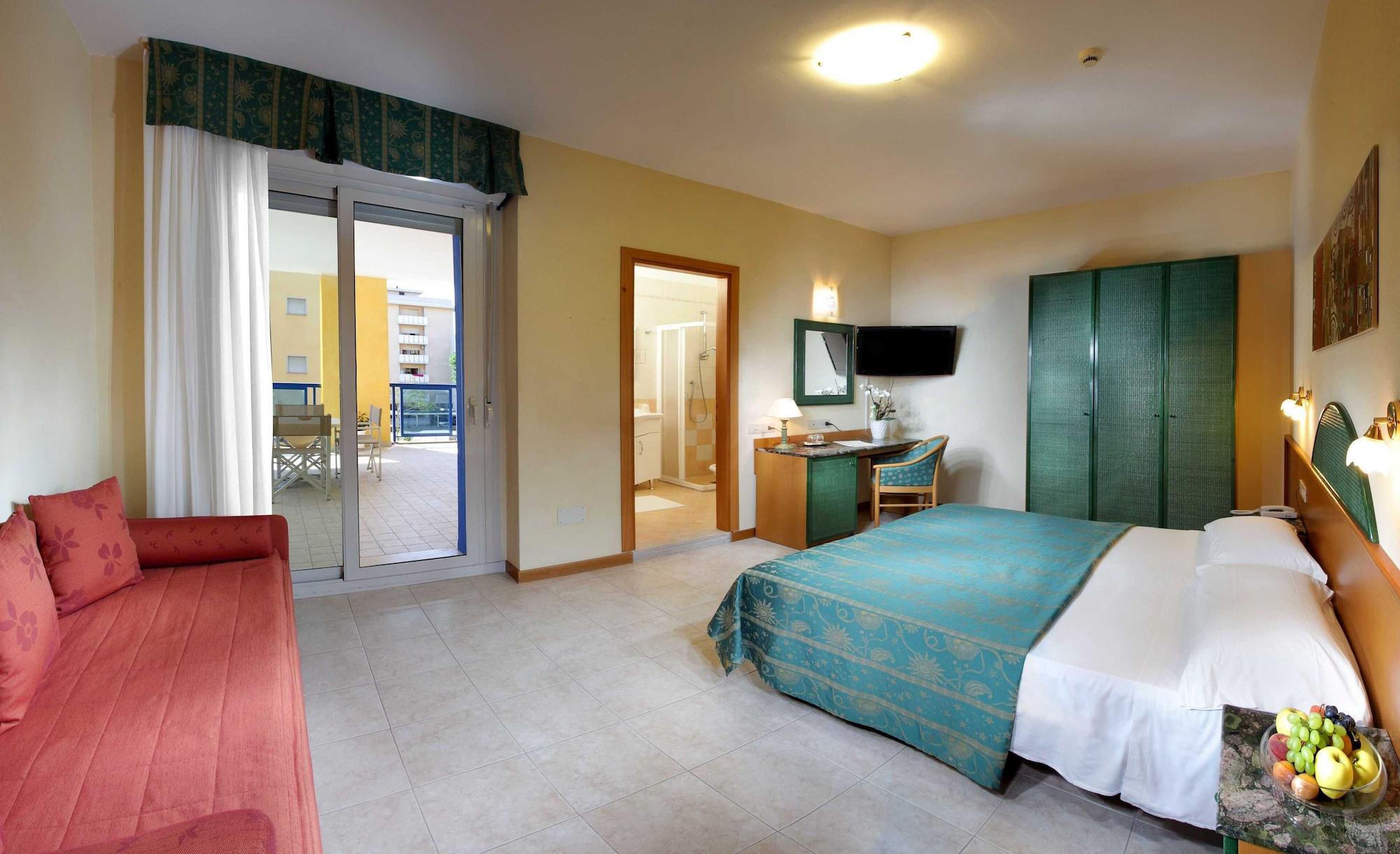 Hotel Bellevue Бибионе Экстерьер фото